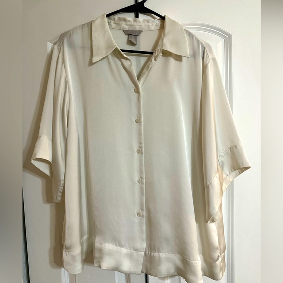 Oversized Button-down Off White Satin Blouse - Picture 1 of 4